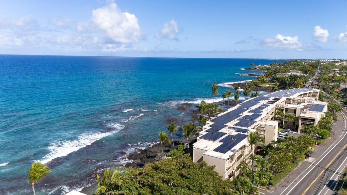 Oceanfront 1 Bedroom 2 Bathroom With Large Lanai - Kona Bali Kai 218 Кайлуа Кона Екстериор снимка