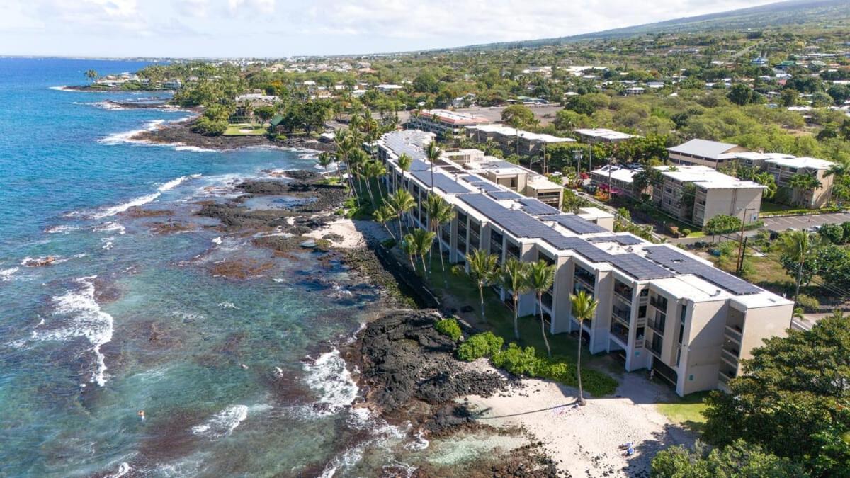 Oceanfront 1 Bedroom 2 Bathroom With Large Lanai - Kona Bali Kai 218 Кайлуа Кона Екстериор снимка